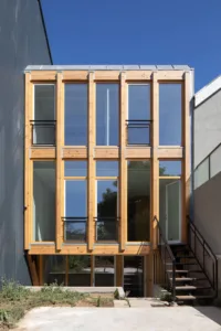 Reabilitação estrutura de madeira betão edificio residencial timber concret composite single family building 05