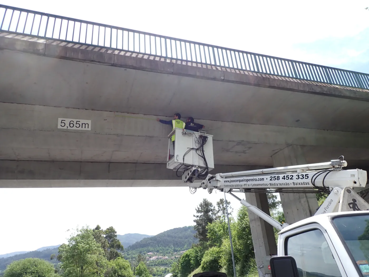 Viaduto Viaduct Betão Armado Reinforced Concrete NDT Ferroscan 1